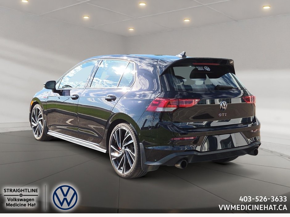 2022 Volkswagen Golf GTI Performance-3