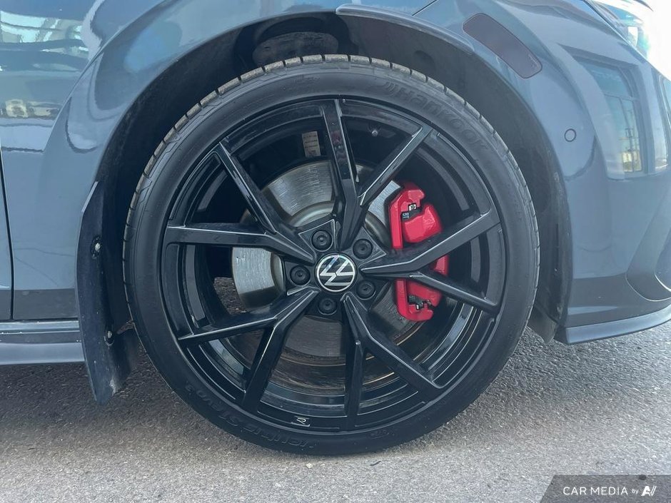 2024 Volkswagen Golf GTI 380 Performance-5