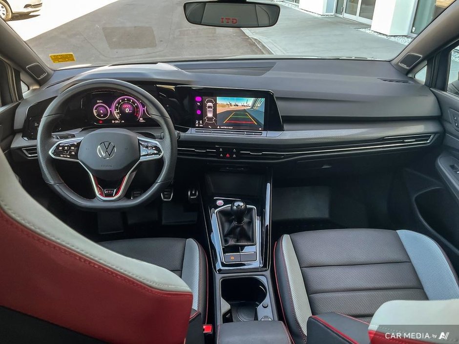 2024 Volkswagen Golf GTI 380 Performance-23