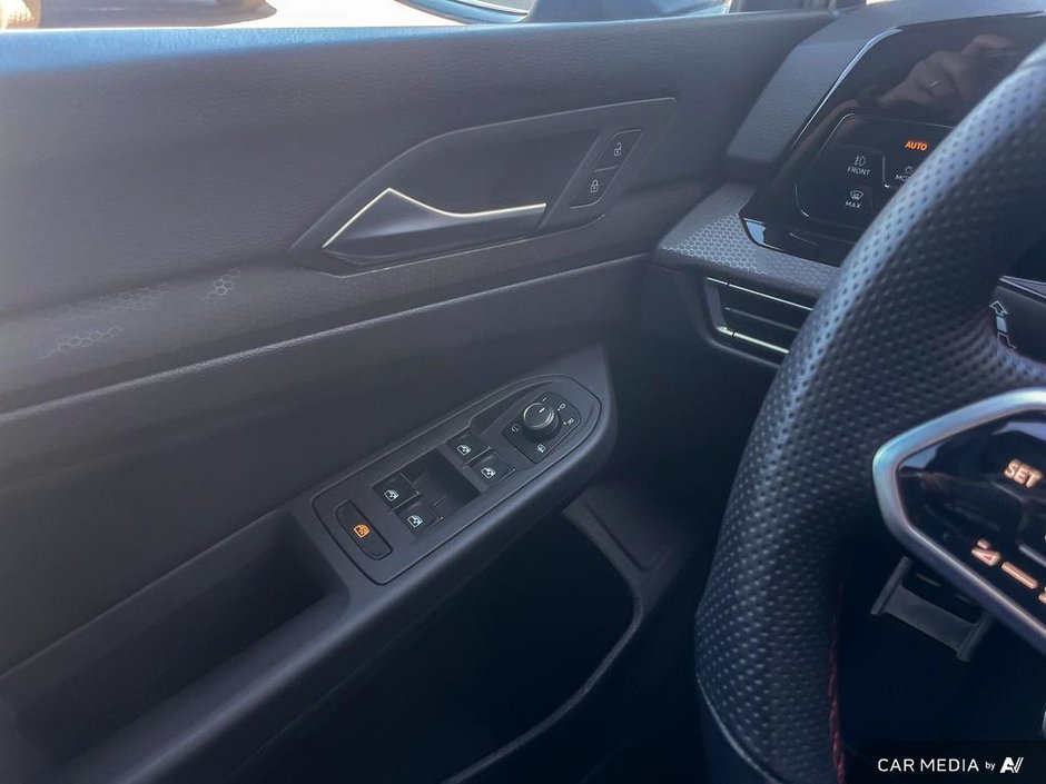 2024 Volkswagen Golf GTI 380 Performance-16