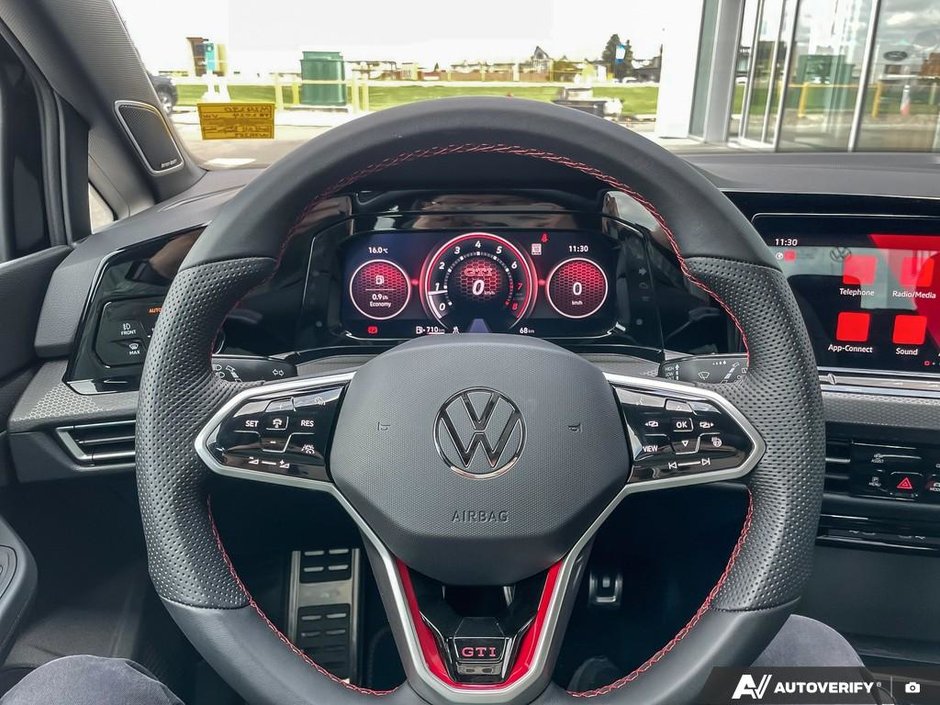 2024 Volkswagen Golf GTI 380 Performance 6M-13