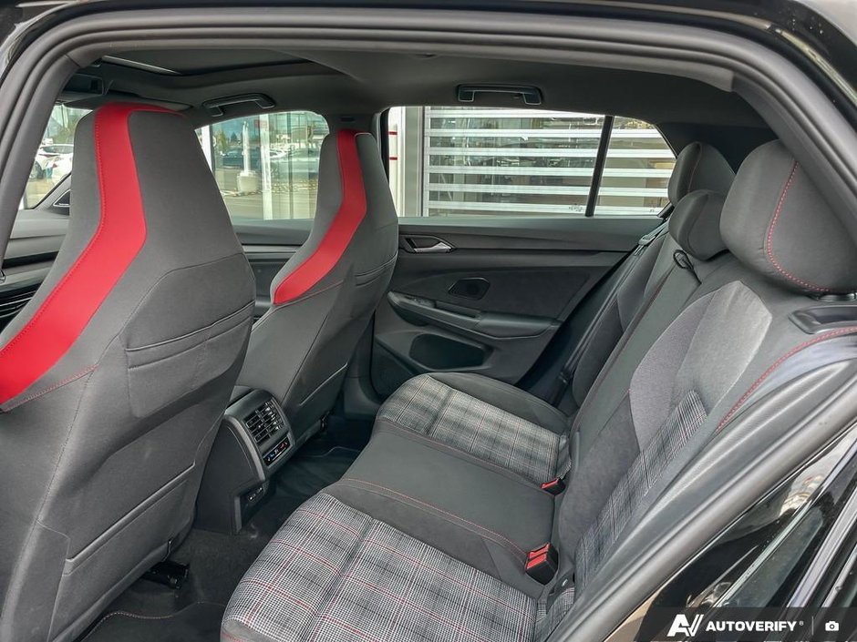 2024 Volkswagen Golf GTI 380 Performance 6M-22