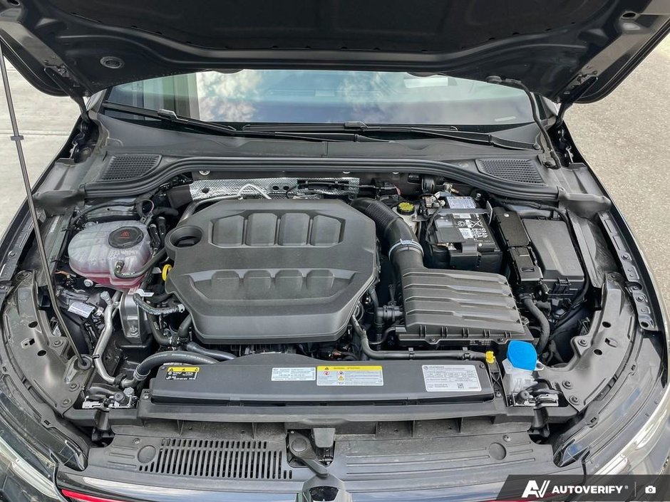 2024 Volkswagen Golf GTI 380 Performance 6M-9