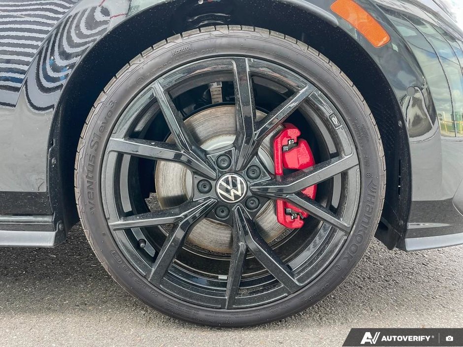 2024 Volkswagen Golf GTI 380 Performance 6M-5