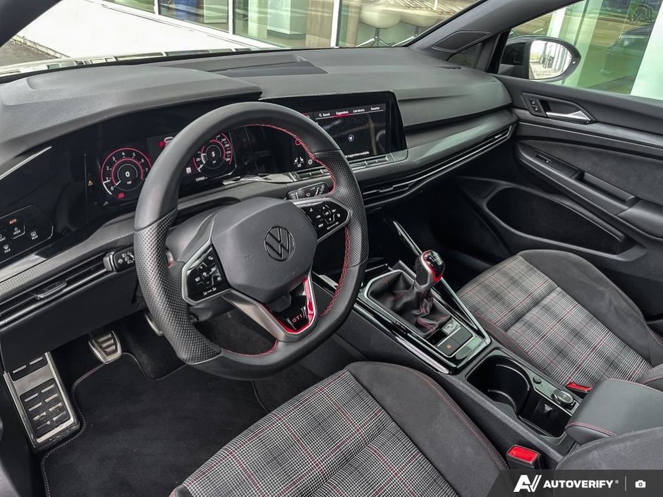 2024 Volkswagen Golf GTI 380 Autobahn-12