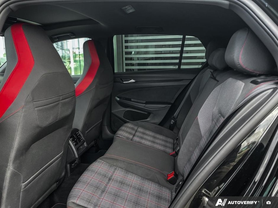 2024 Volkswagen Golf GTI 380 Autobahn-22