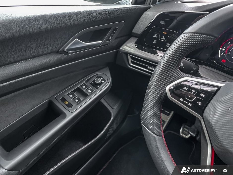2024 Volkswagen Golf GTI 380 Autobahn-16
