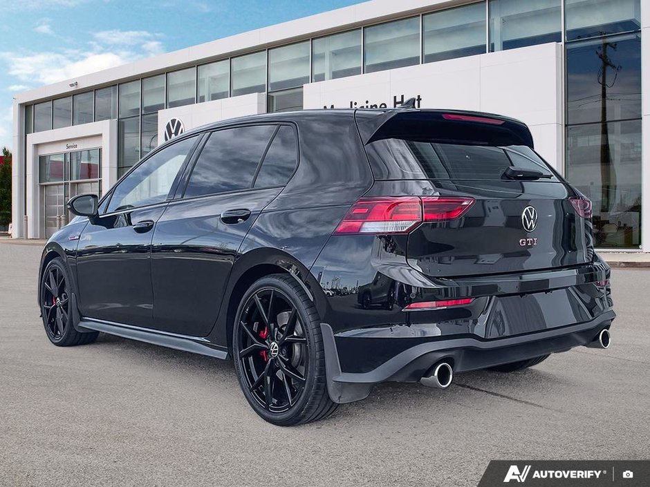 2024 Volkswagen Golf GTI 380 Autobahn-3