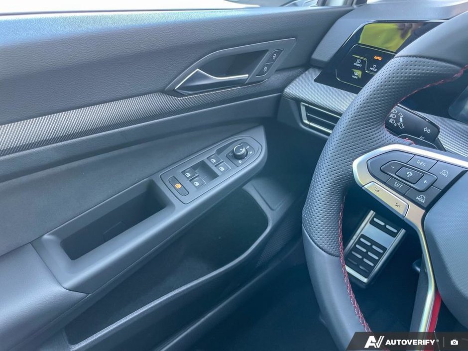 2025 Volkswagen Golf GTI GTI-16