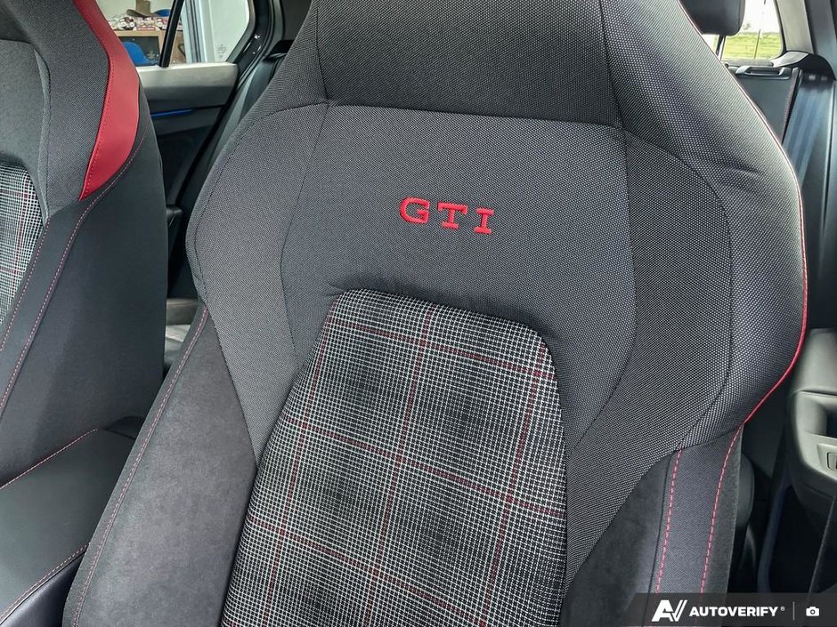 2025 Volkswagen Golf GTI GTI-19