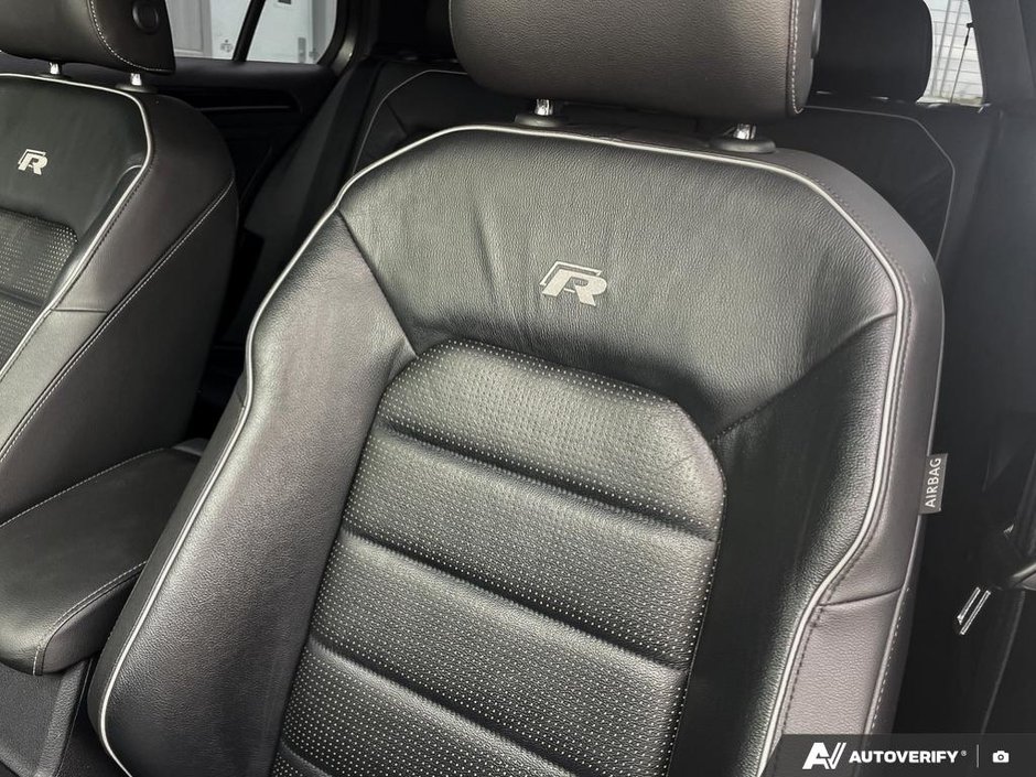 2018 Volkswagen Golf R BASE-19