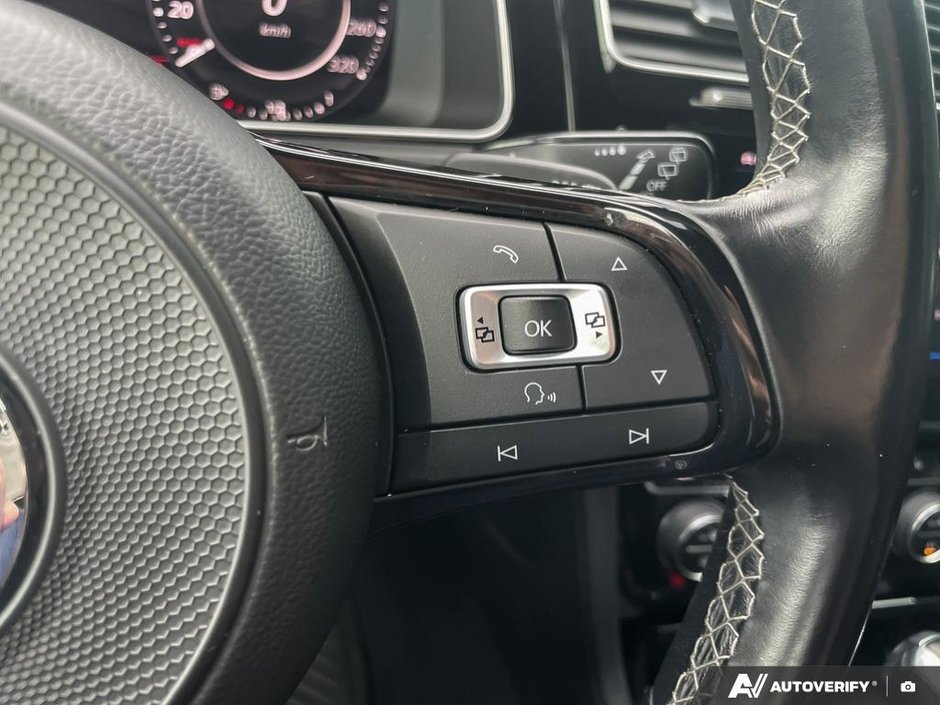 2018 Volkswagen Golf R BASE-15