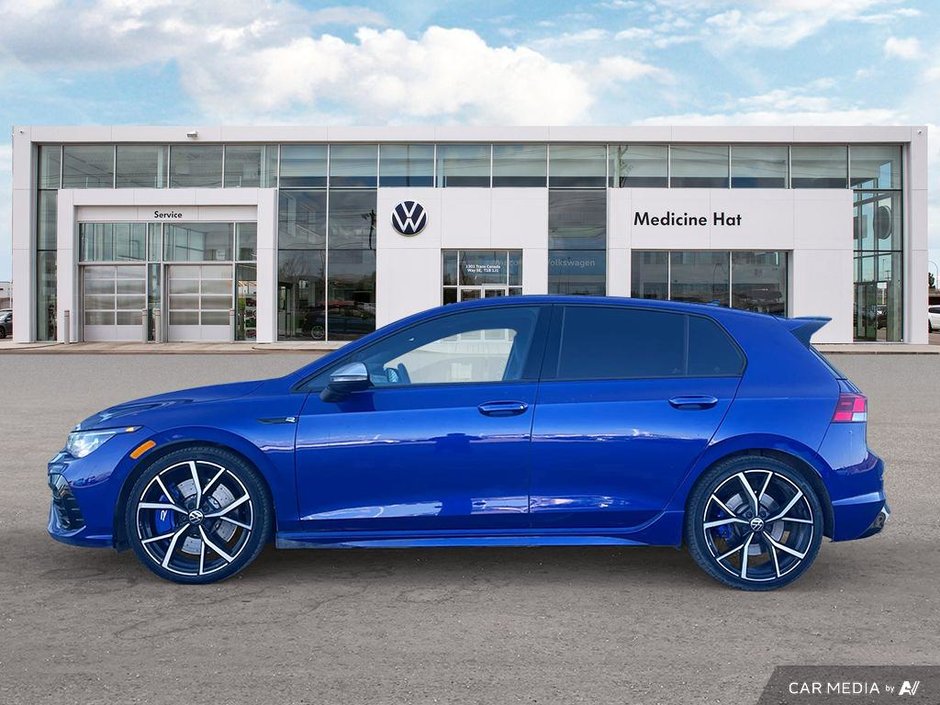2024 Volkswagen Golf R BASE-2
