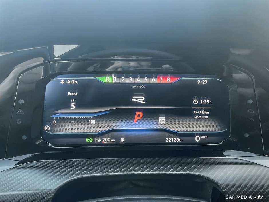 2024 Volkswagen Golf R BASE-14
