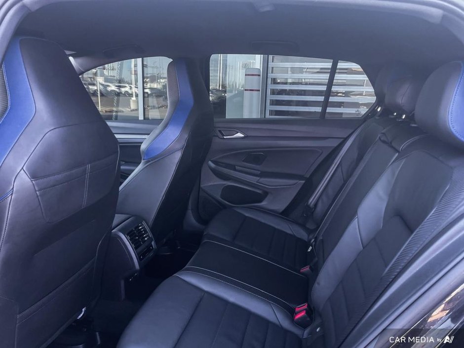 2024 Volkswagen Golf R BASE-22
