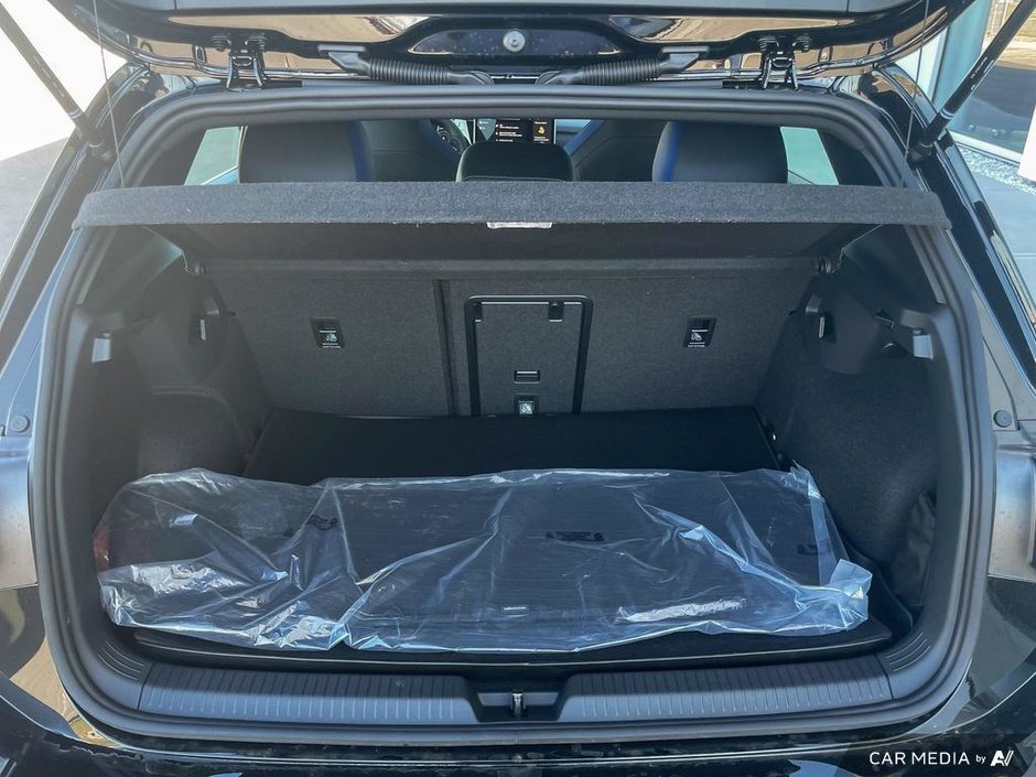 2025 Volkswagen Golf R R Black Edition 4MOTION-11