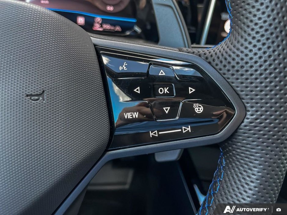 2025 Volkswagen Golf R R Black Edition 4MOTION-15