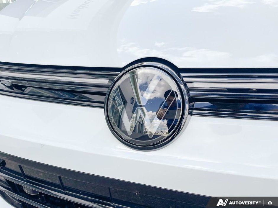 2025 Volkswagen Golf R R Black Edition 4MOTION-8