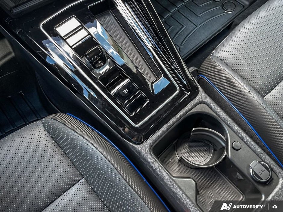 2025 Volkswagen Golf R R Black Edition 4MOTION-17