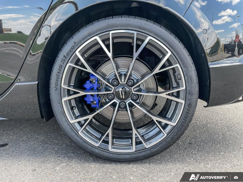 2025 Volkswagen Golf R R 4MOTION-5