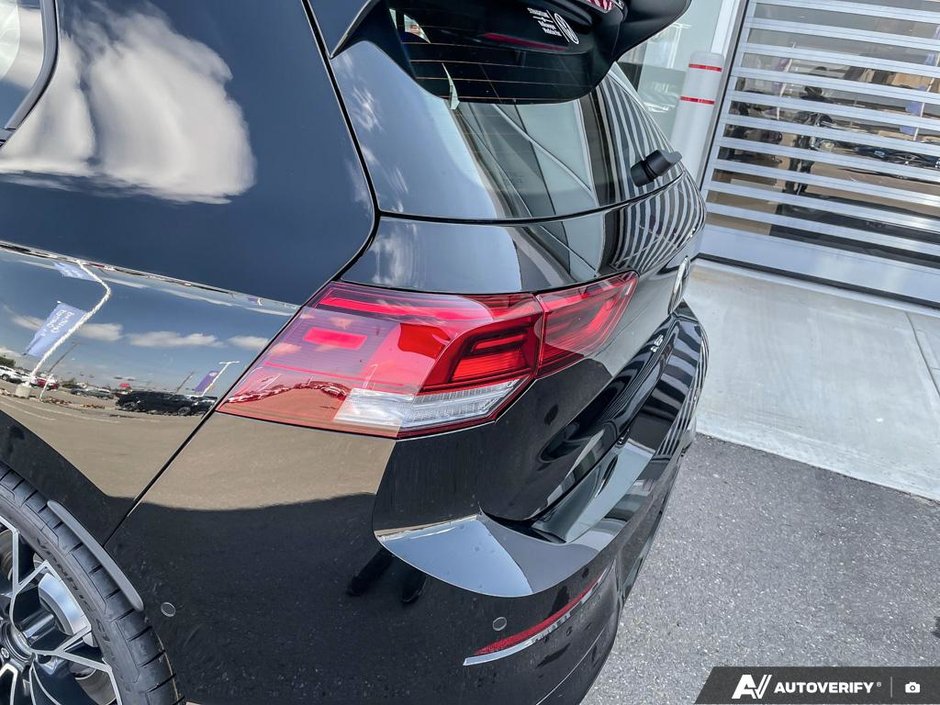 2025 Volkswagen Golf R R 4MOTION-10