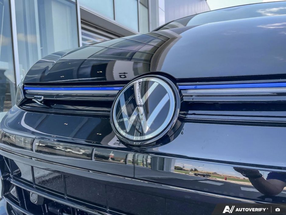 2025 Volkswagen Golf R R 4MOTION-8