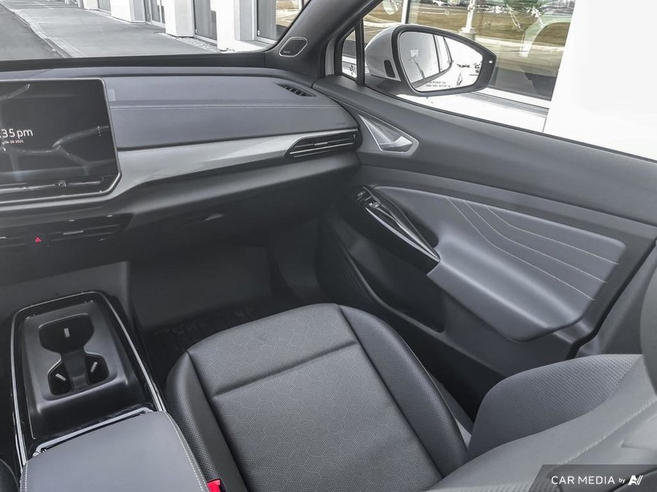 2025 Volkswagen ID.4 Pro S AWD-24