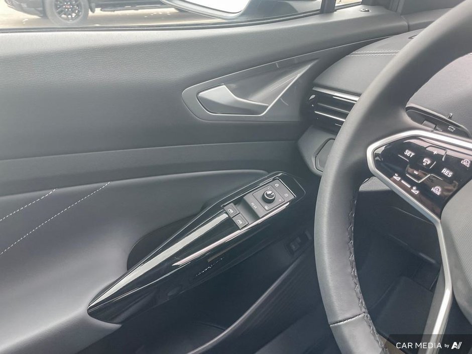 2025 Volkswagen ID.4 Pro S AWD-16