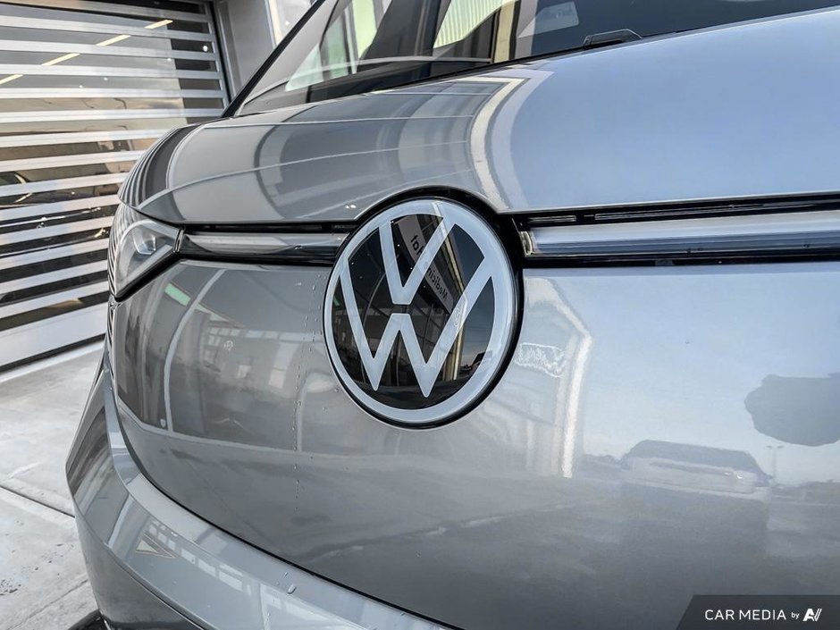 2025 Volkswagen ID. Buzz 1st Edition 4MOTION-8