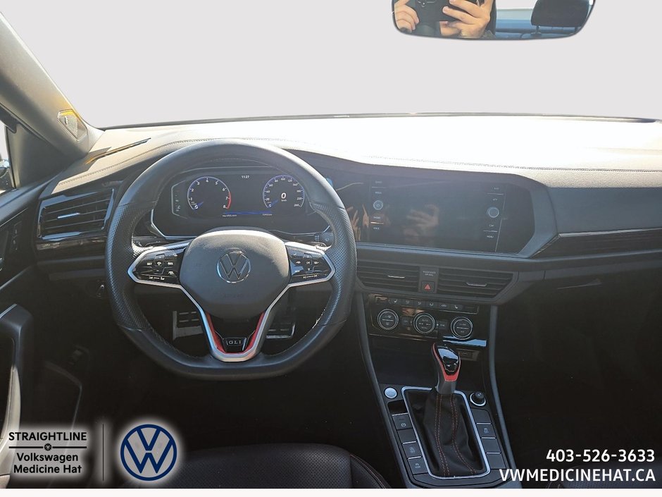 2023 Volkswagen Jetta GLI BASE-10