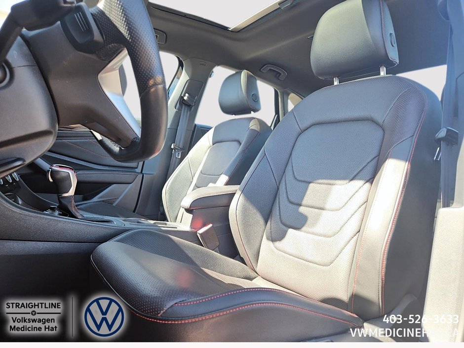 2023 Volkswagen Jetta GLI BASE-8