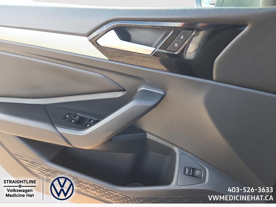 2019 Volkswagen Jetta Highline-11