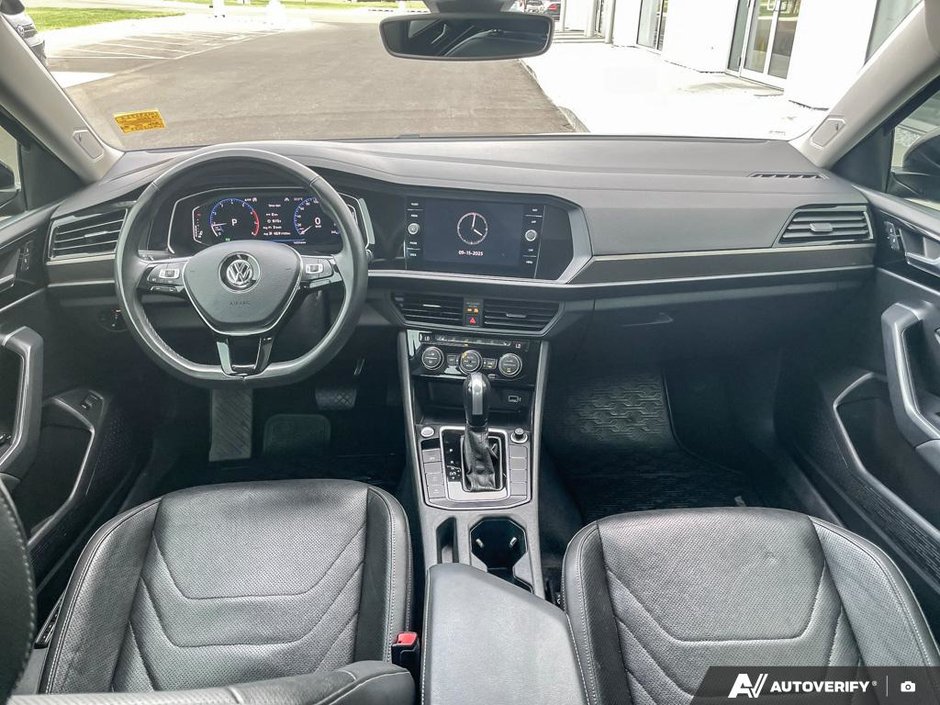 2020 Volkswagen Jetta Execline-23