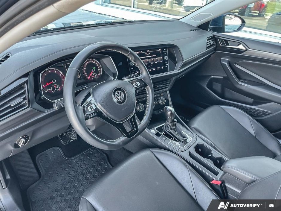 2021 Volkswagen Jetta Highline-12