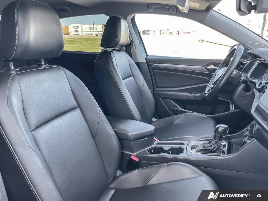 2021 Volkswagen Jetta Highline-21
