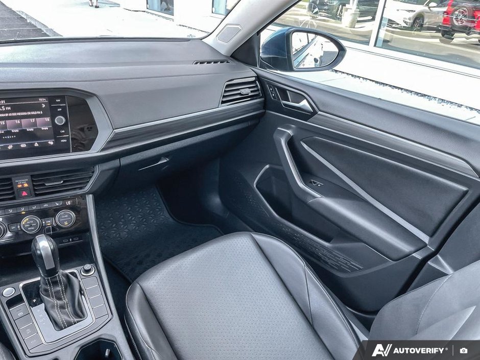 2021 Volkswagen Jetta Highline-24
