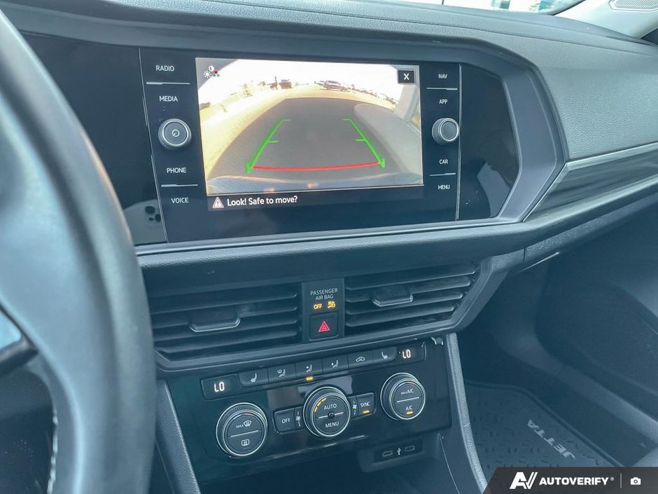 2021 Volkswagen Jetta Highline-18