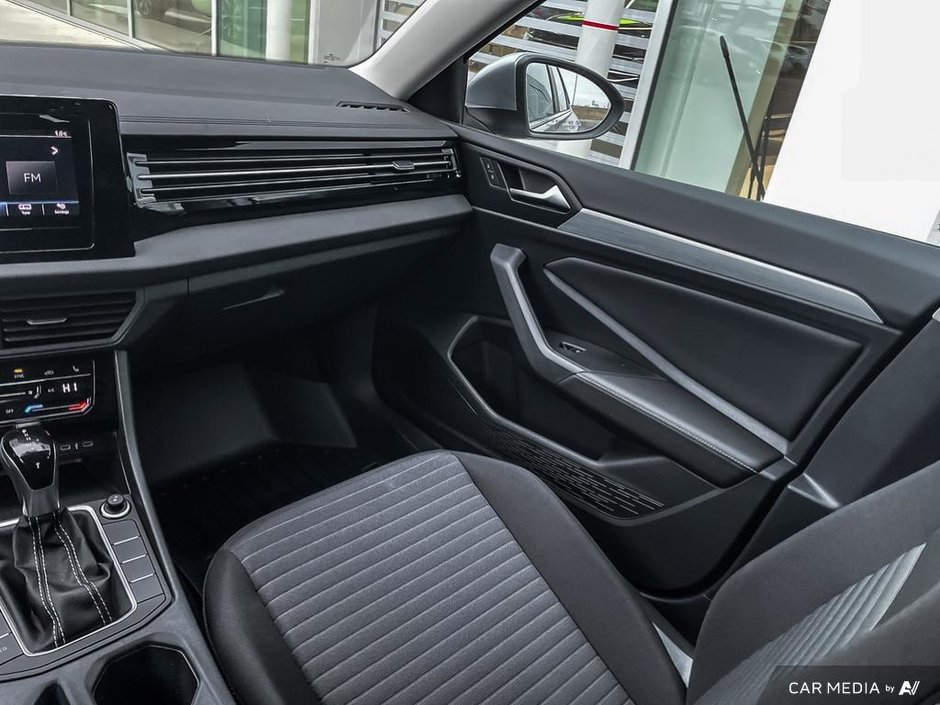 2025 Volkswagen Jetta Trendline-24