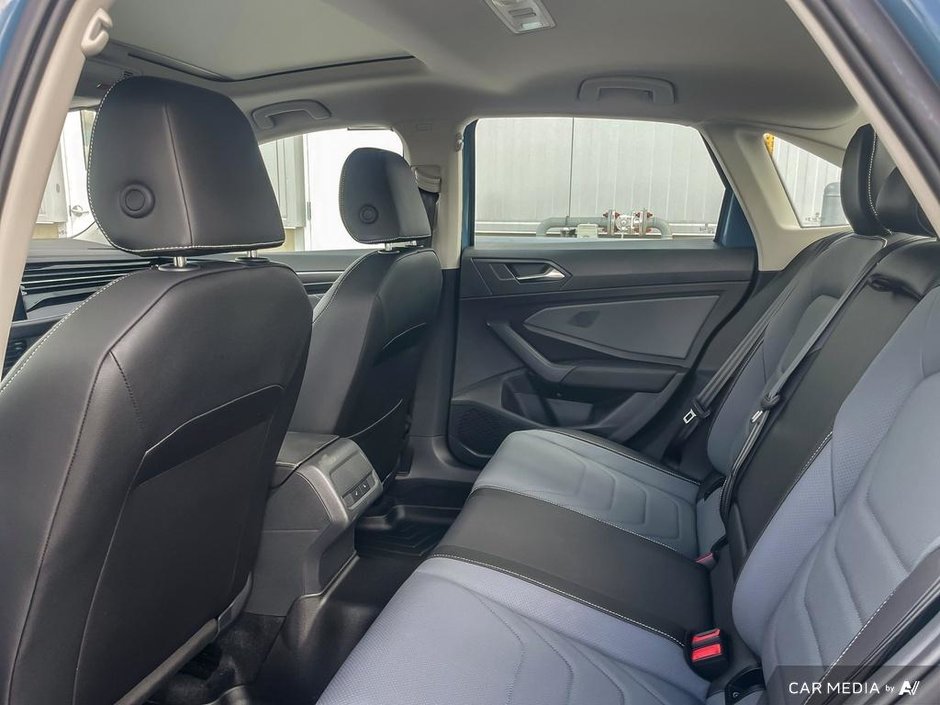 2025 Volkswagen Jetta Highline-22