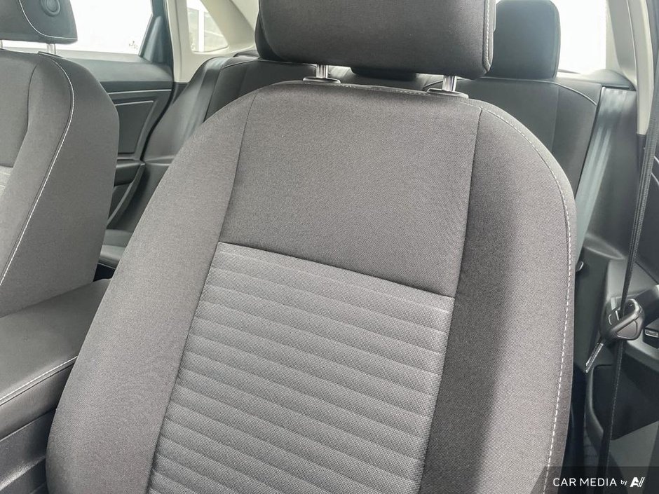 2025 Volkswagen Jetta Trendline-19