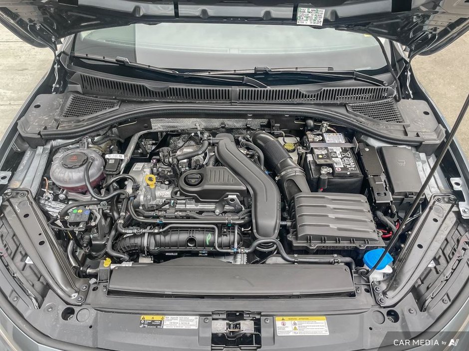 2025 Volkswagen Jetta Trendline-9