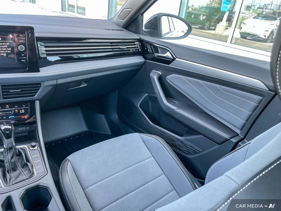2025 Volkswagen Jetta Comfortline-24