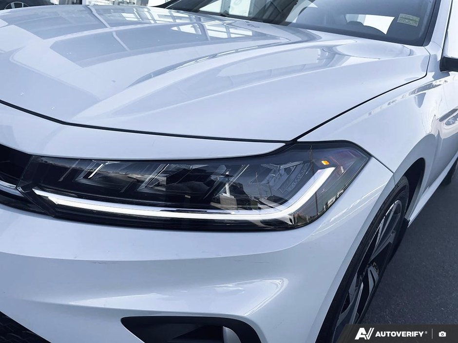 2025 Volkswagen Jetta Highline-8