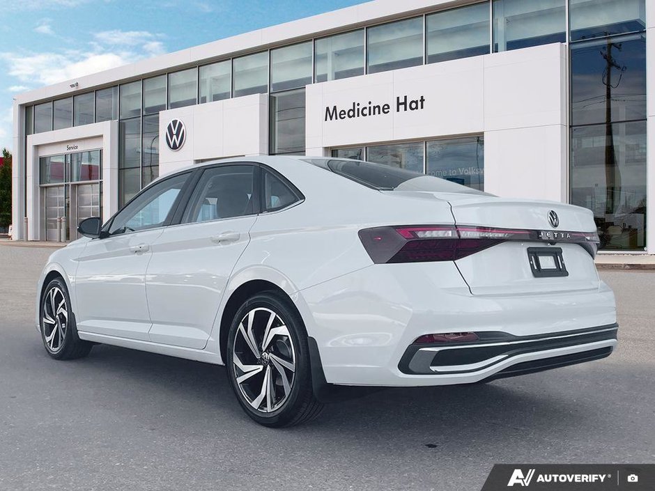 2025 Volkswagen Jetta Highline-3