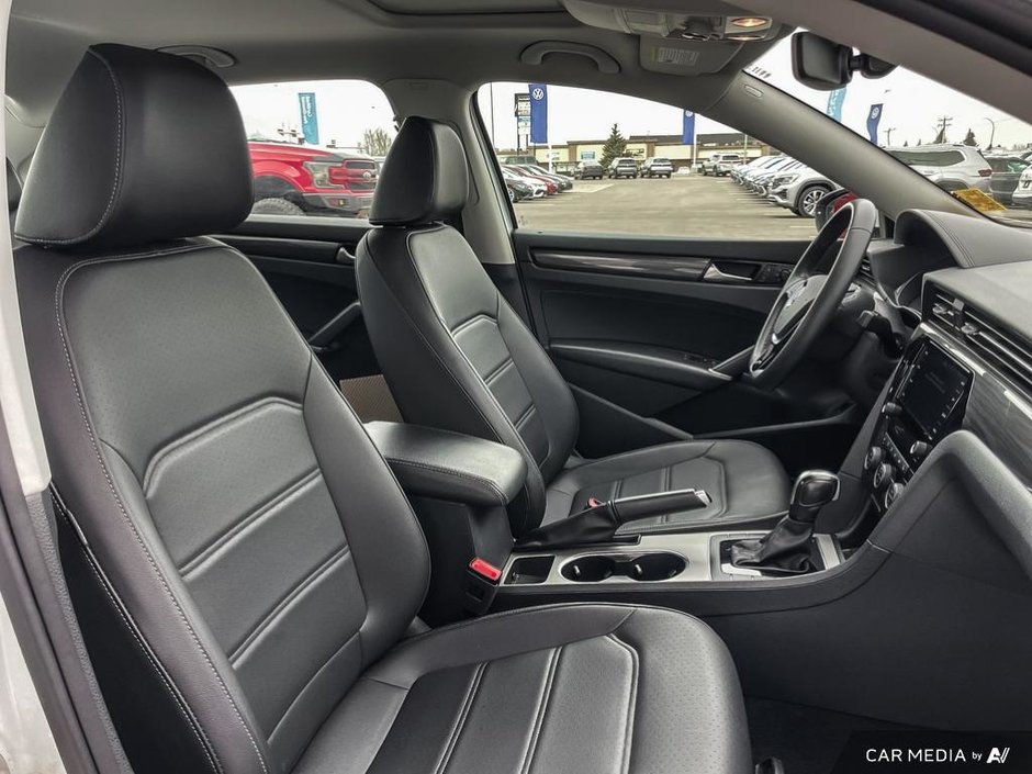 2021 Volkswagen Passat Highline-21