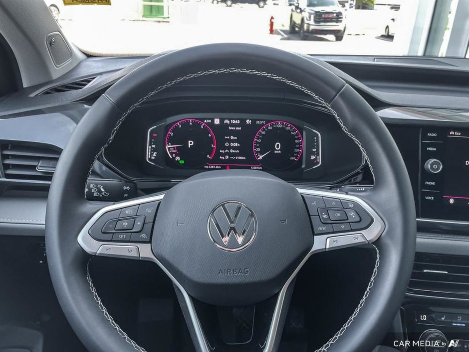 2023 Volkswagen Taos Highline-13
