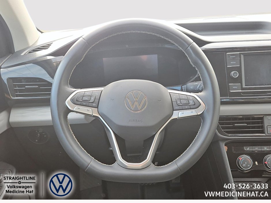 2023 Volkswagen Taos Trendline-12