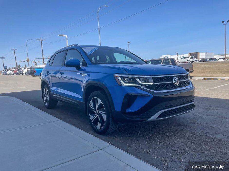 2024 Volkswagen Taos Highline-25