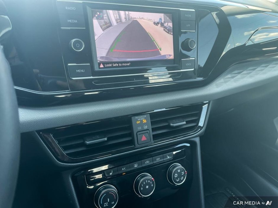 2024 Volkswagen Taos Trendline-18