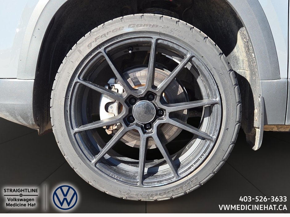 2024 Volkswagen Taos Highline-6